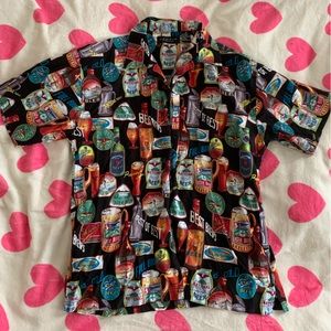 RARE VINTAGE BEER PRINT BUTTON UP
